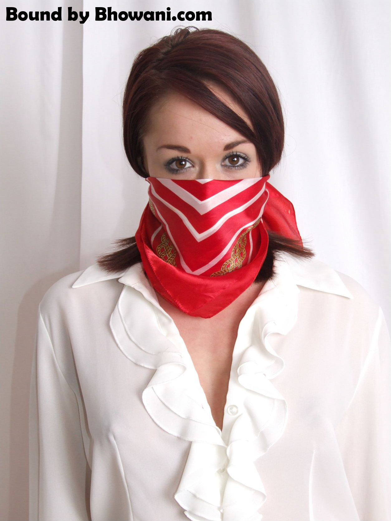 Silk-Masked Rachel