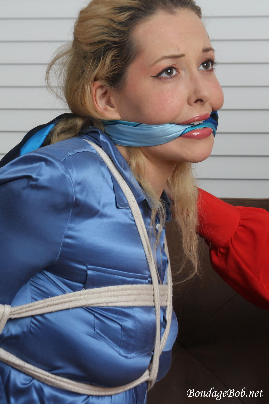 Aloralux & Temptress Kate in bondage.